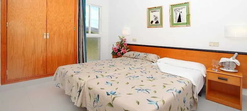 ****  Puerto Azul Suite Hotel Port de Pollença İspanya