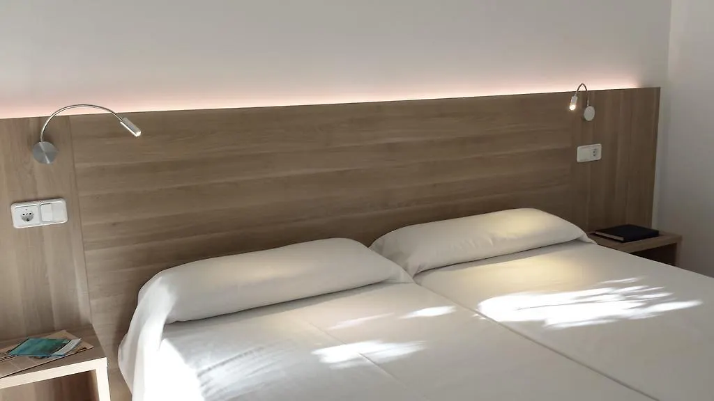 ****  Puerto Azul Suite Hotel Port de Pollença İspanya